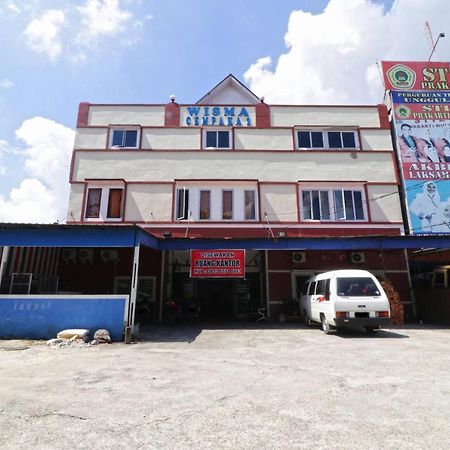 Wisma Cempaka 2 Syariah Hotel Parit  Buitenkant foto